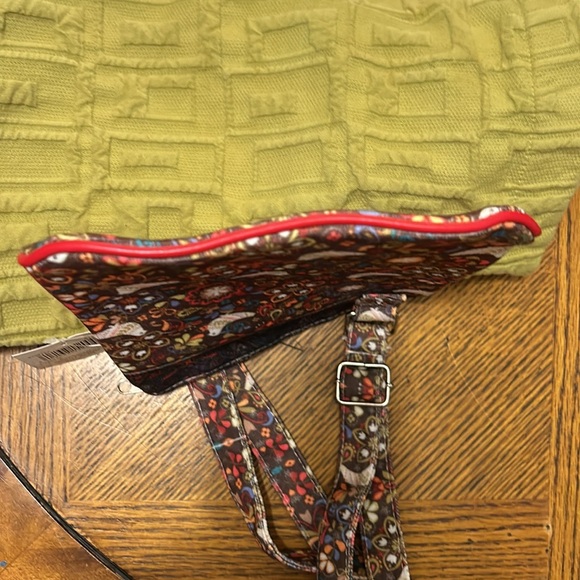 Hancock Fabrics: Crossbody Bag, Adjustable Strap - Picture 11 of 13